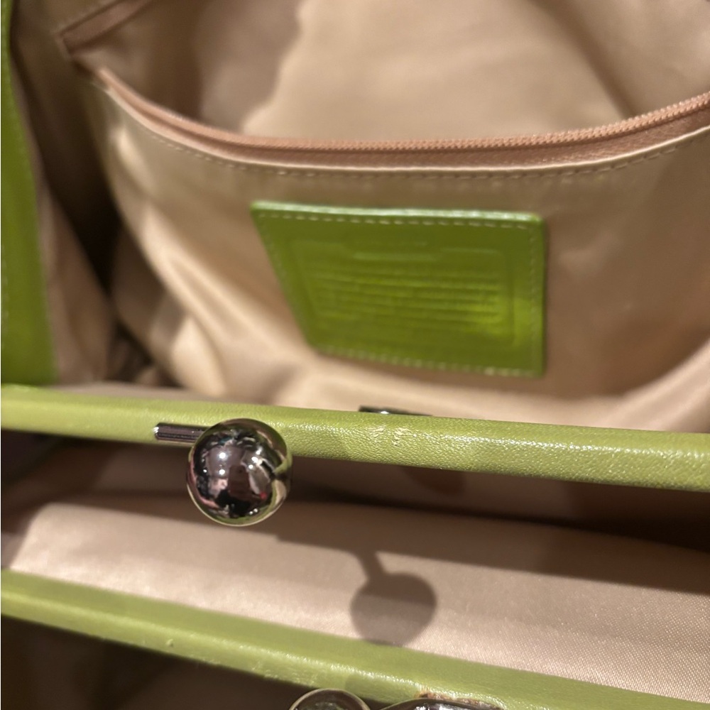 Coach GUC Seafoam Green Laura Carryall Satchel - Picture 15 of 16